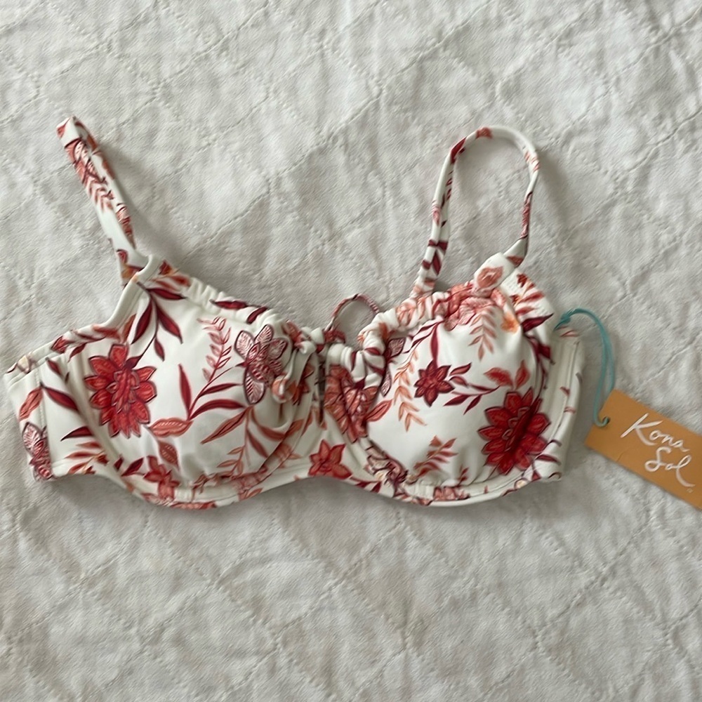NWT Cream and orange flowered underwire bikini top size small 4–6 A54
